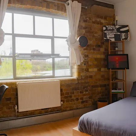 Loft Style Apartment Near O2, Abba Voyage, Excel Londra Esterno foto
