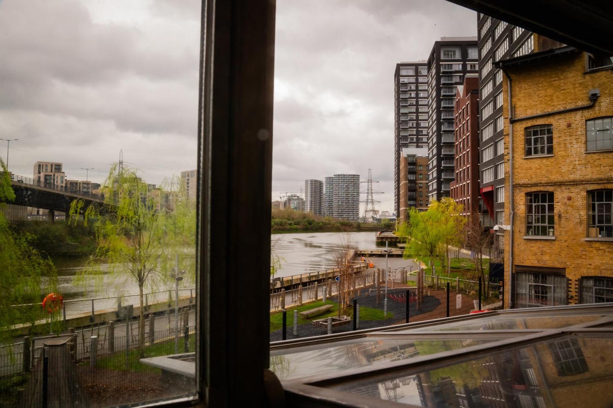 Loft Style Near O2, Abba Voyage, Excel Appartamento Londra